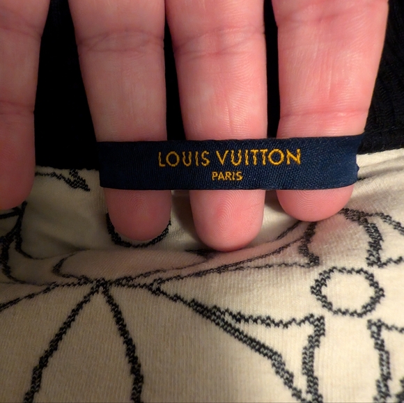 *Sold* Louis Vuitton monogram flower jacket - Picture 8 of 11